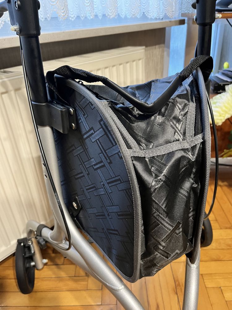 Chodzik trzykołowy Genewa Premium 622 wózek na zakupy inwalidzki