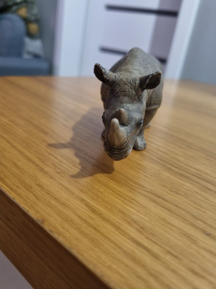 Nosorożec schleich figurka