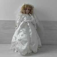 Lalka porcelanowa w sukni ślubnej gra melodyjkę Unikat
