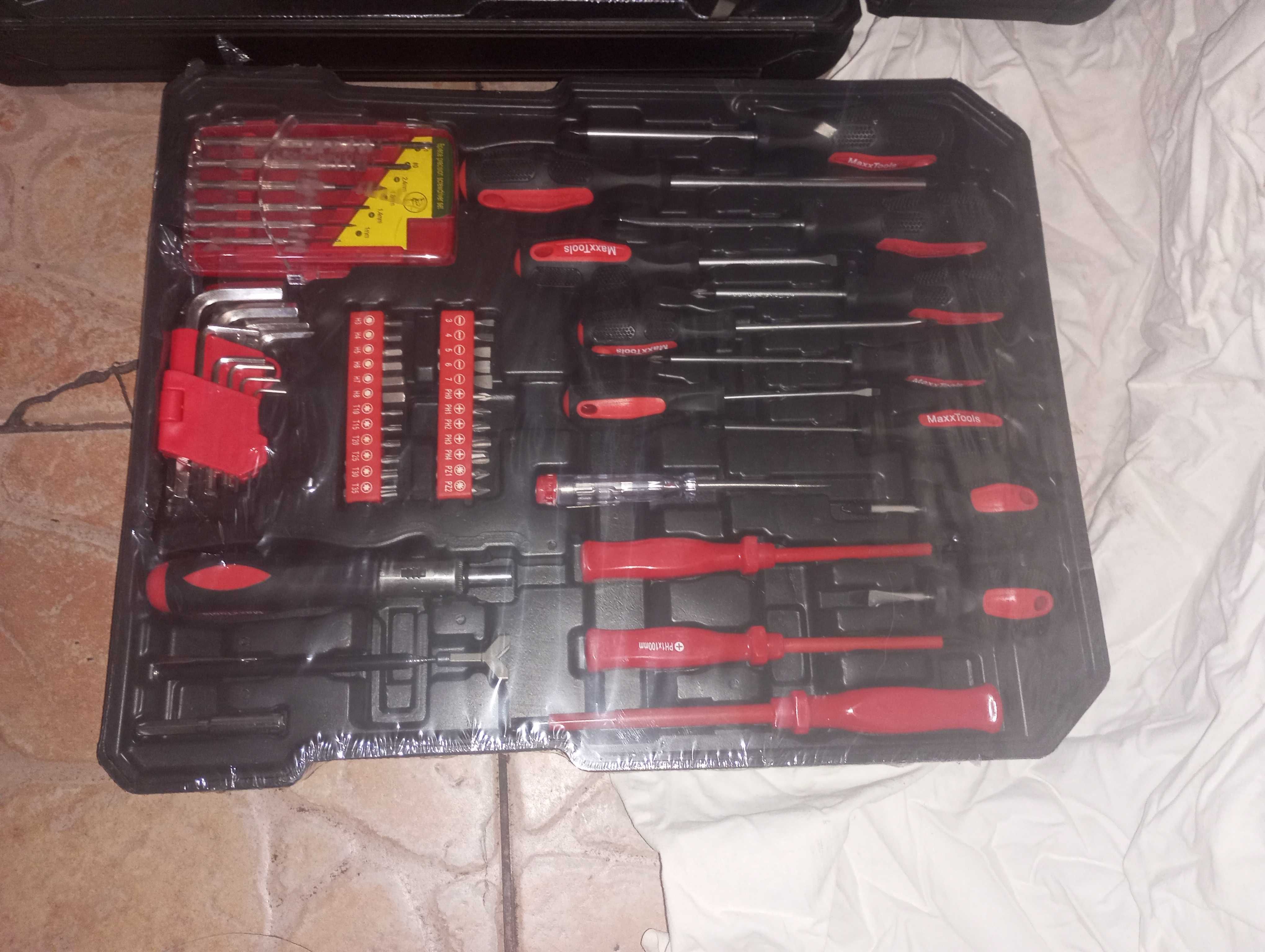 Большой набор инструментов Maxx Tools 386 ед. ключи головки слесарный