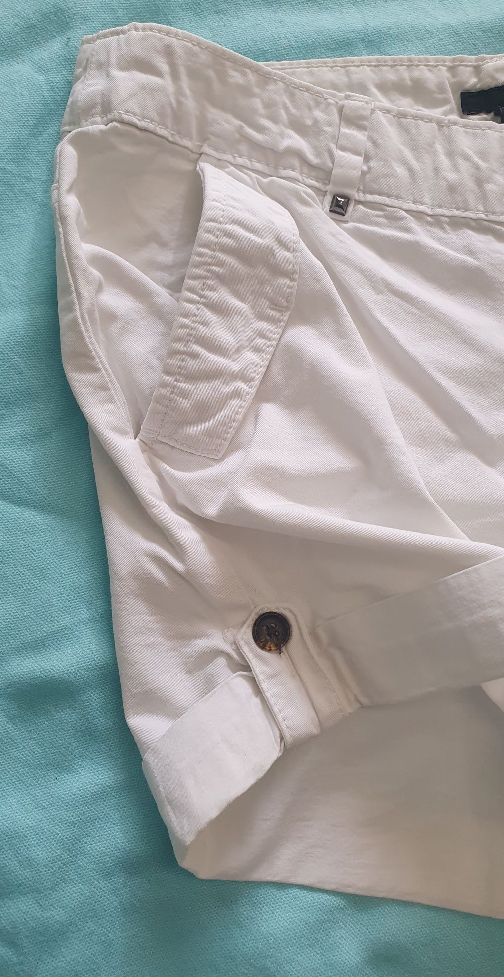 Spodenki krótkie białe H&M