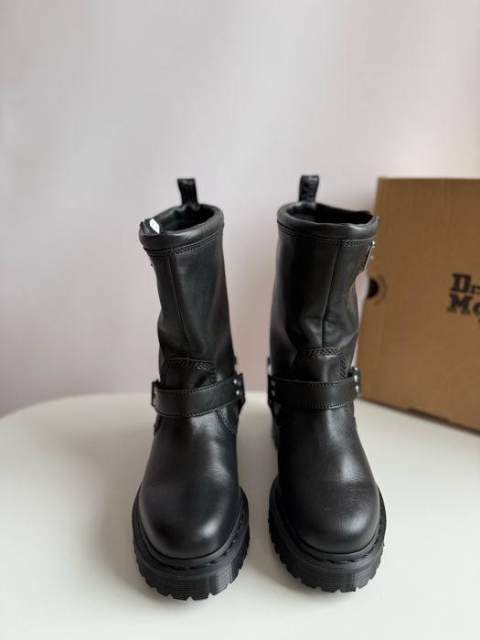 Черевики Dr Martens Anistone Hi 38p