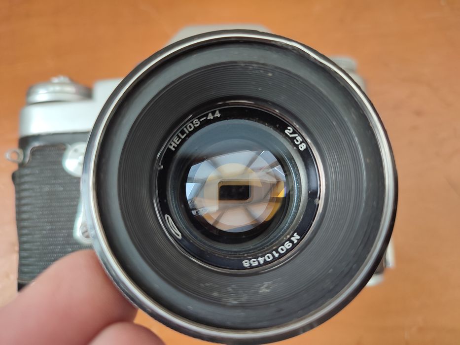Продам фотоаппарат Зенит-3м с обьективом Гелиос-44