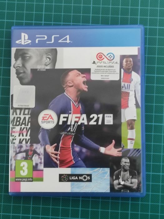 PlayStation 4 + 1 comando + FIFA 21