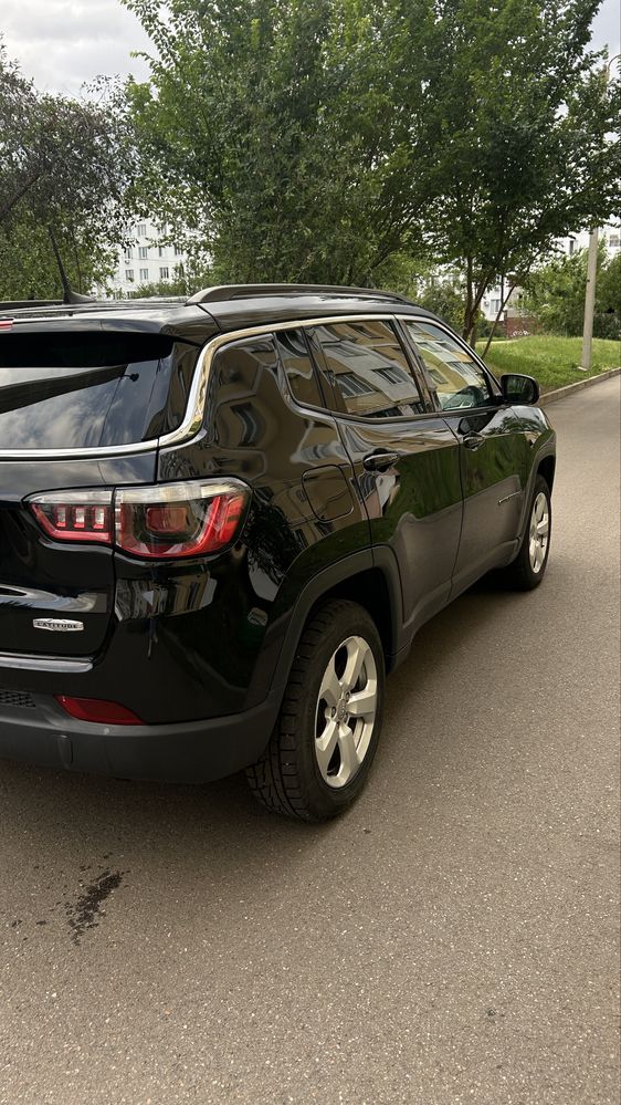 Продам jeep compass 2017