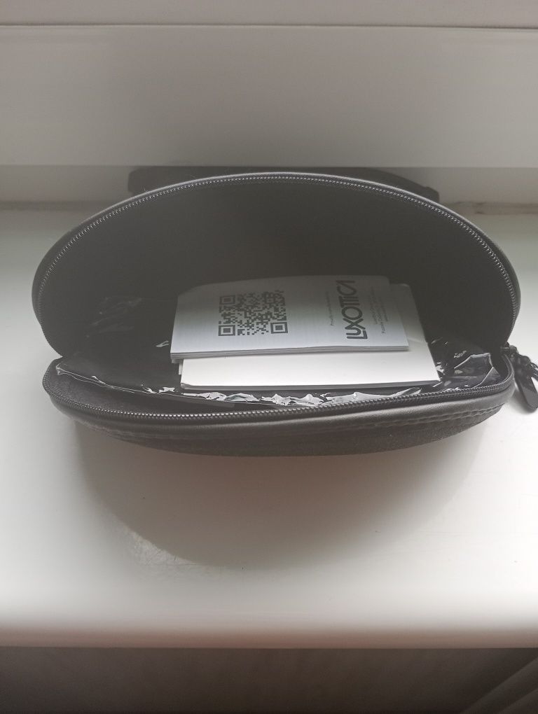 Okulary przeciwsłoneczne Emporio Armani