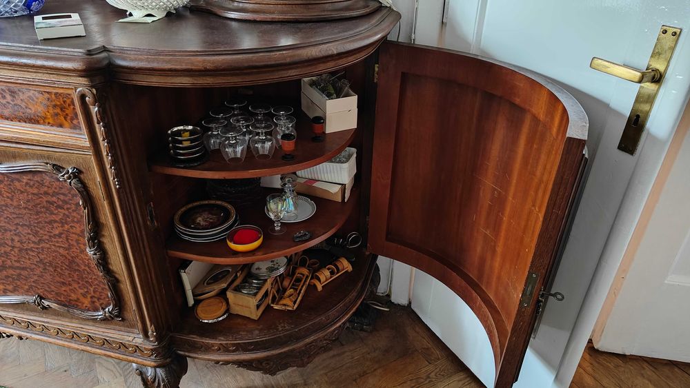 Zabytkowy komplet jadalnia z zegarem