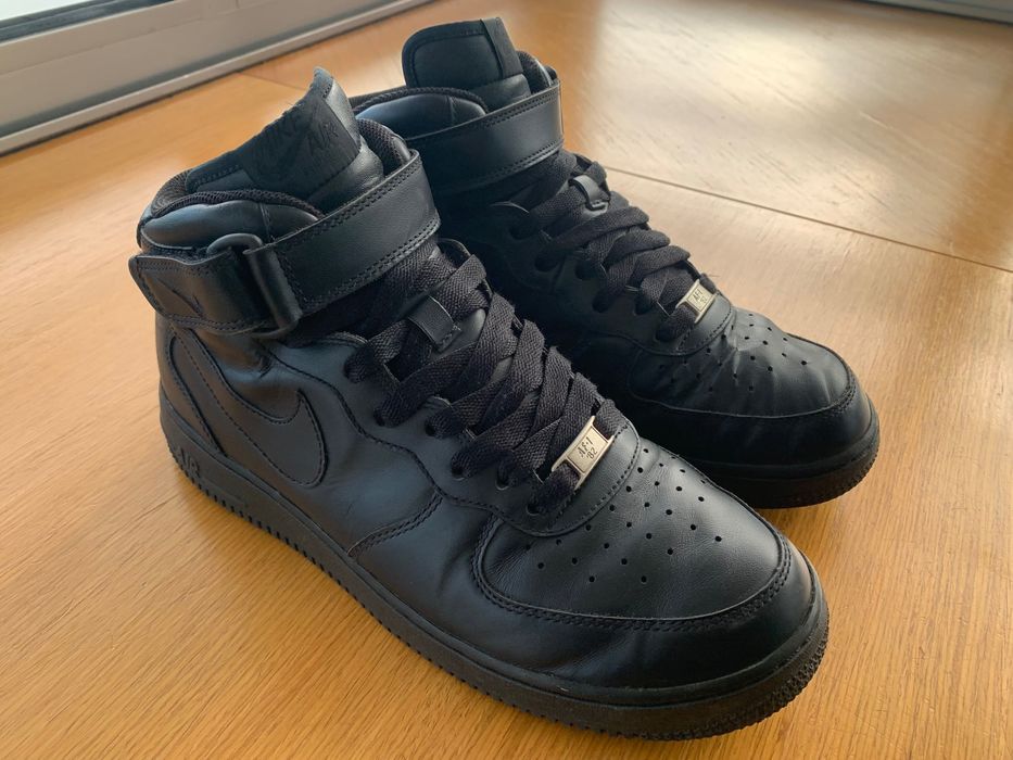 Nike Air Force 1 Mid '07 Preto