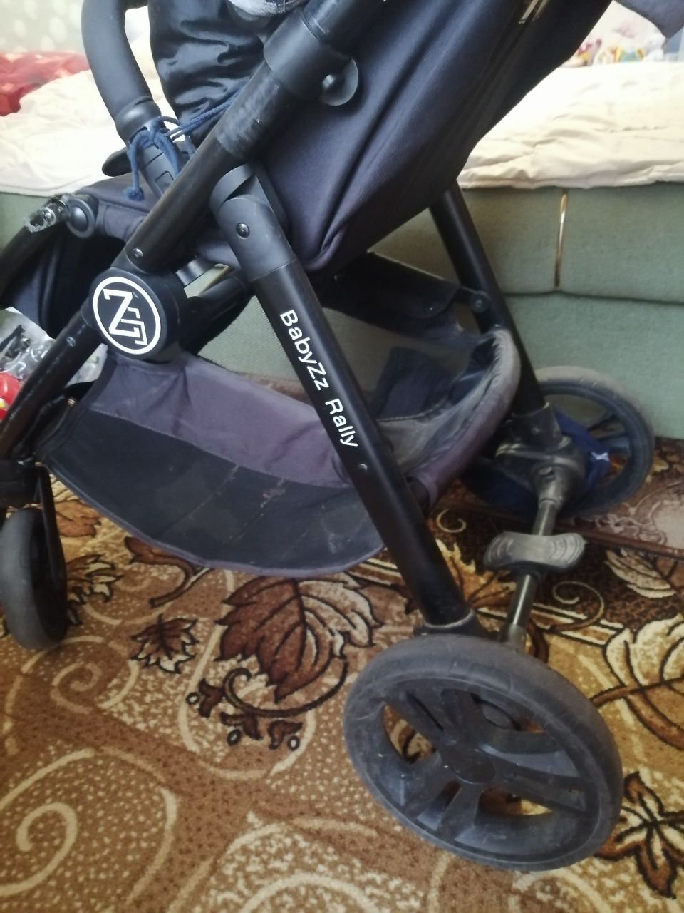 Дитяча прогулянкова коляска Babyzz