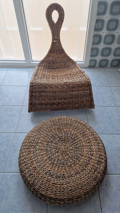 Conjunto Poltrona e Puff de verga IKEA