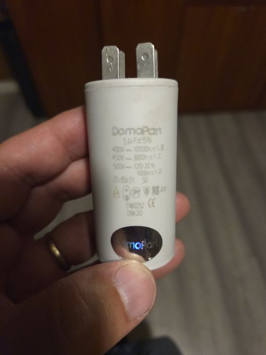 Condensador 5 uf +-5%f 400V
O que procura?c
Fechar






CANDY
common_