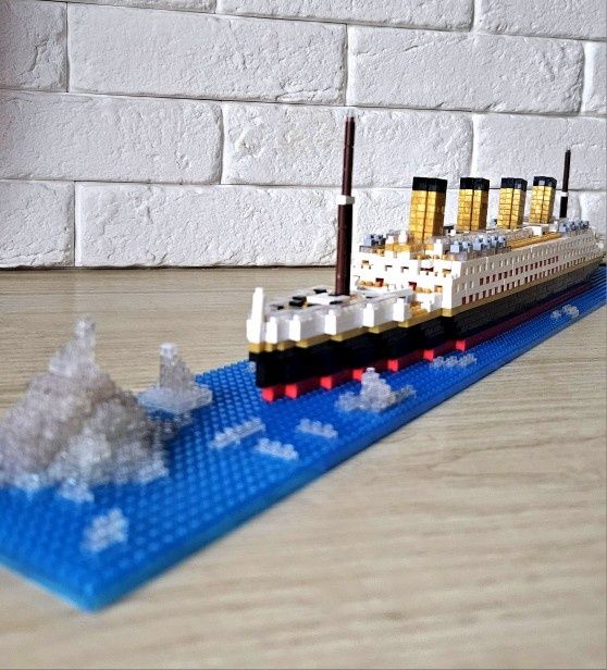 Конструктор Титанік в Коробці 1878д./620д,
Титаник Корабль Lego Лего