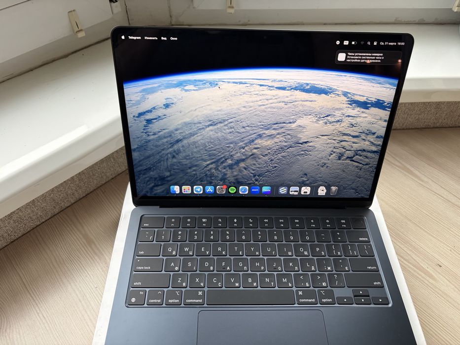 MacBook Air M3 8/256GB