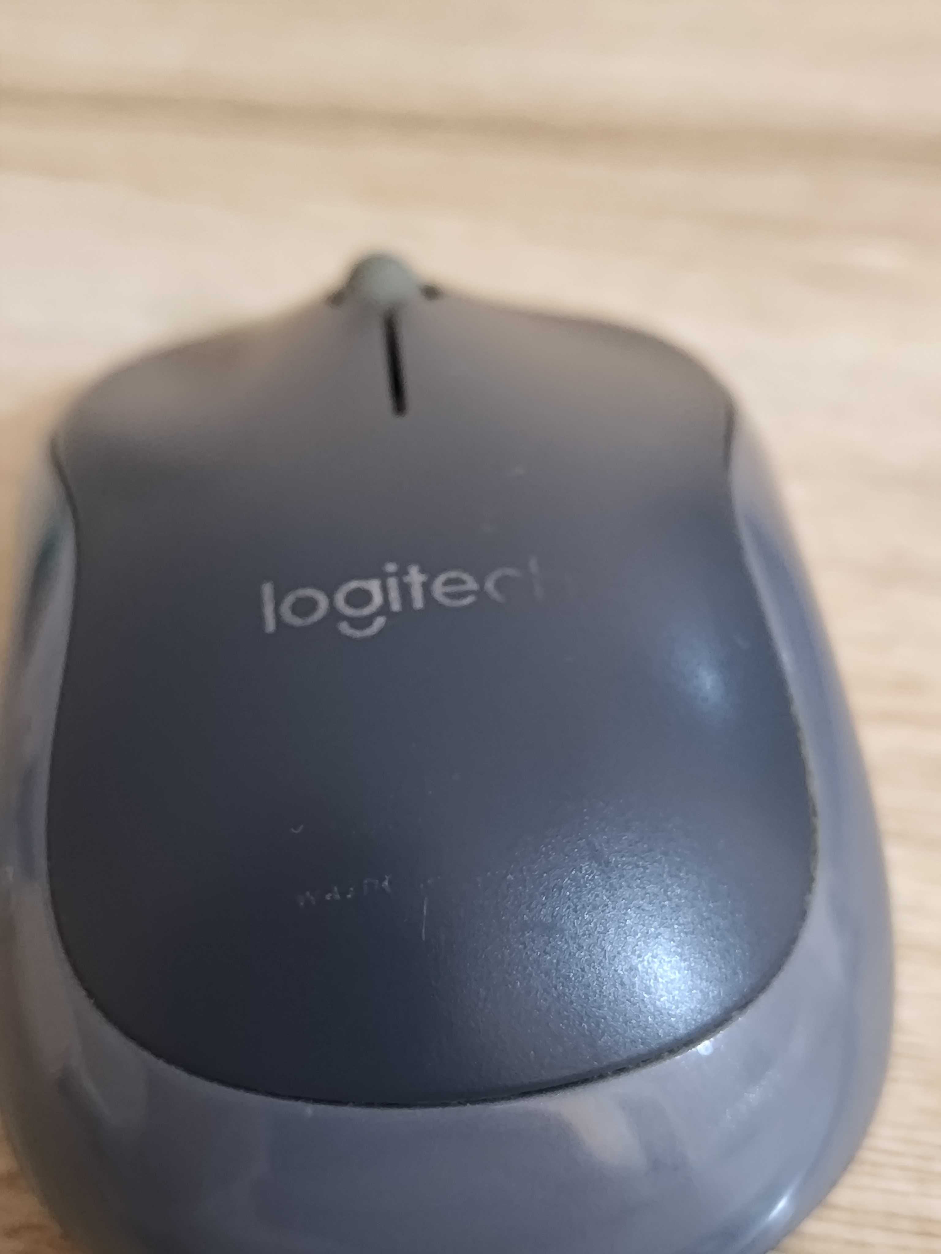 Myszka logitech m185