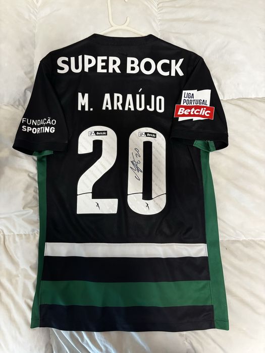 Match Worn Shirt Autografada Sporting Clube de Portugal