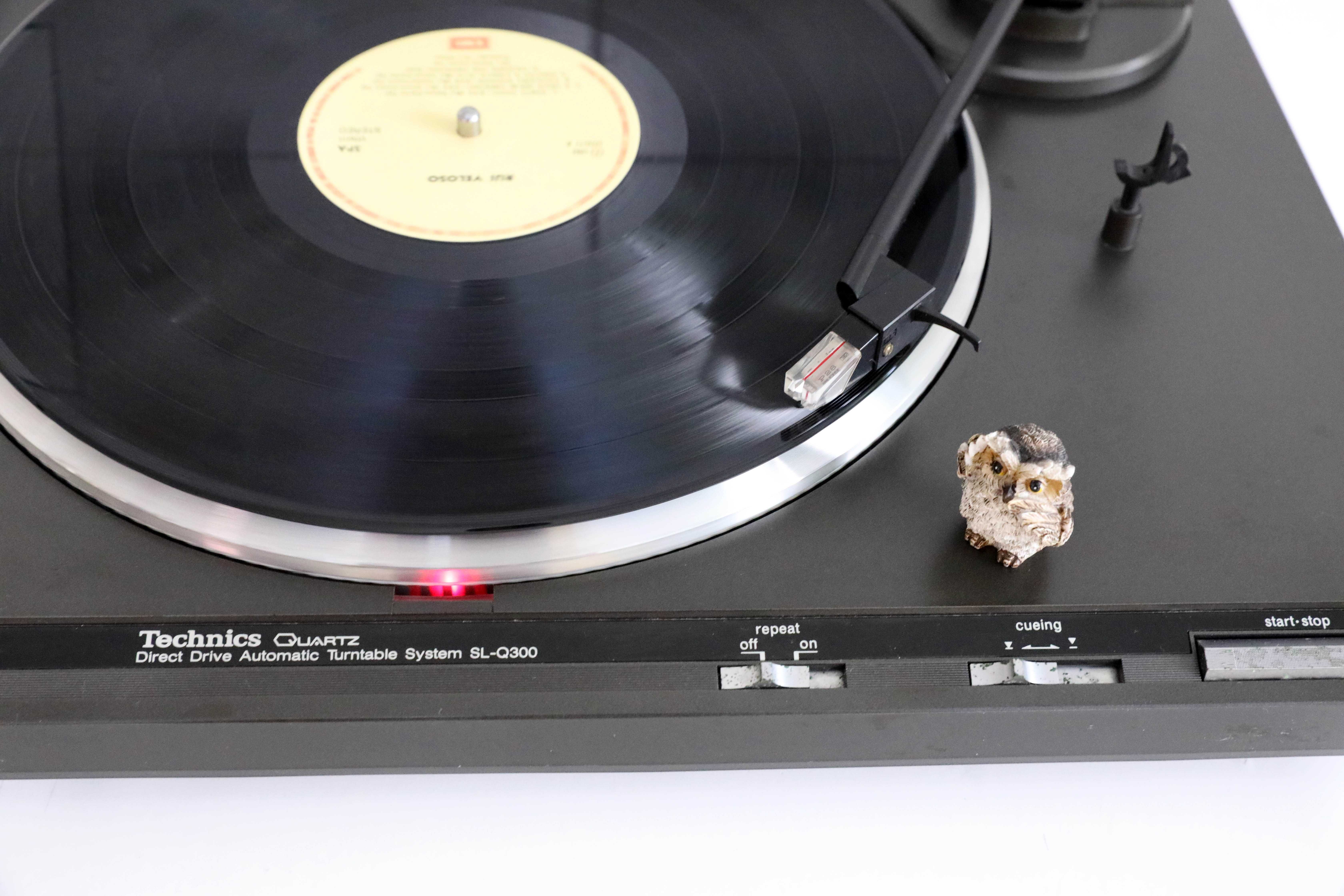 Technics SL-Q300 Gira discos Direct Drive