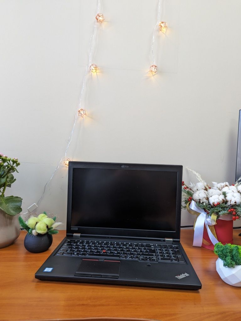 Quadro P2000(4GB).Ноутбук Lenovo ThinkPad P52/i7-8850H/16/512/15.6/IPS