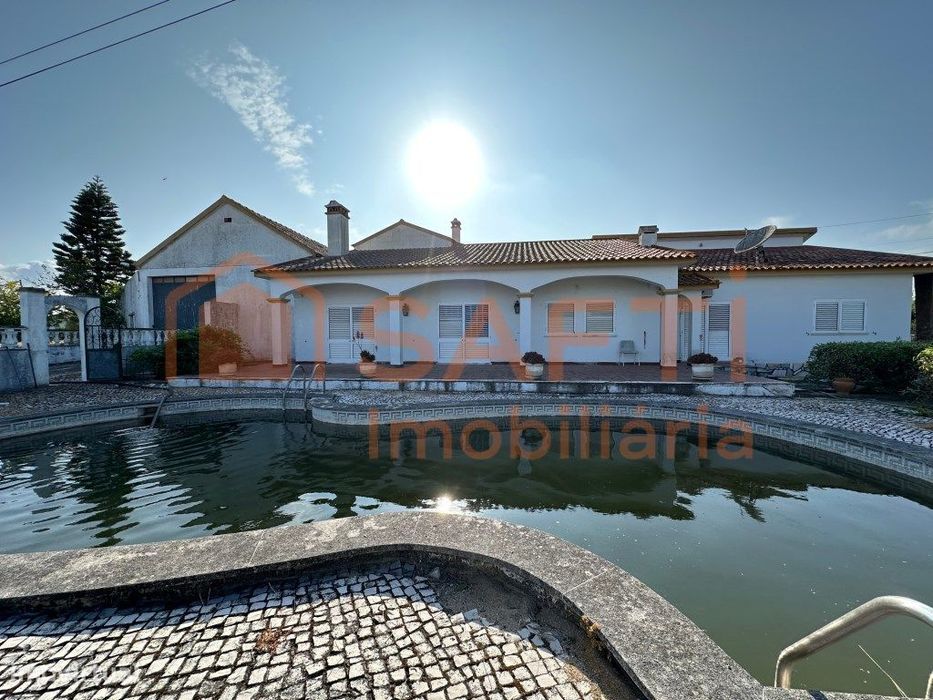 Moradia T3 em Brogueira