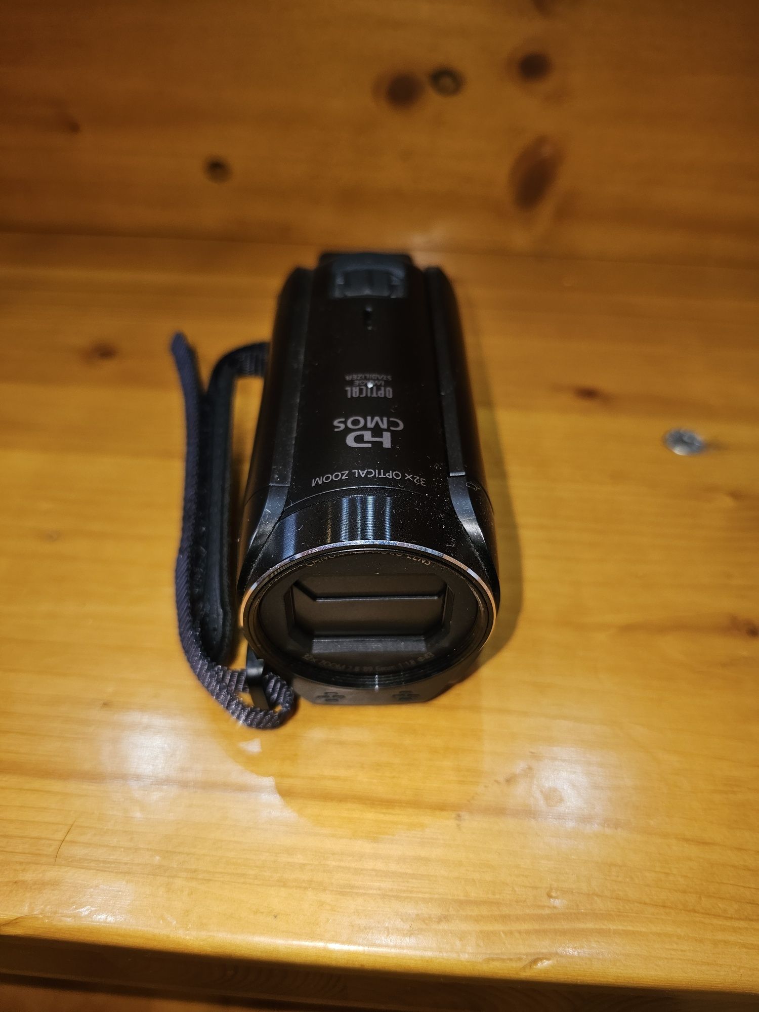 Câmara Canon Legria HFR806
