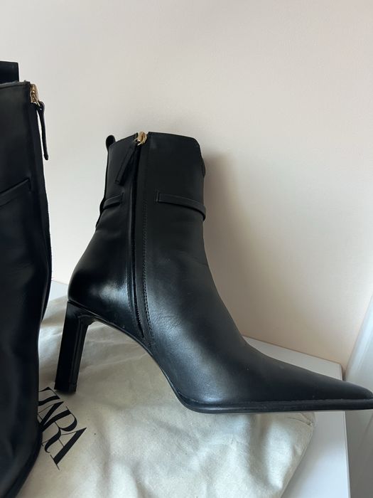 Шкіряні ботінки zara,ботильйони