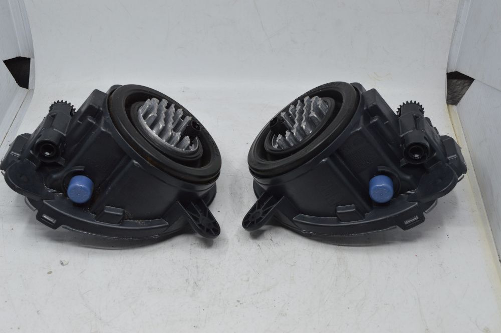 Seat Tarraco Halogen Prawy Led Przód Przedni Zderzaka