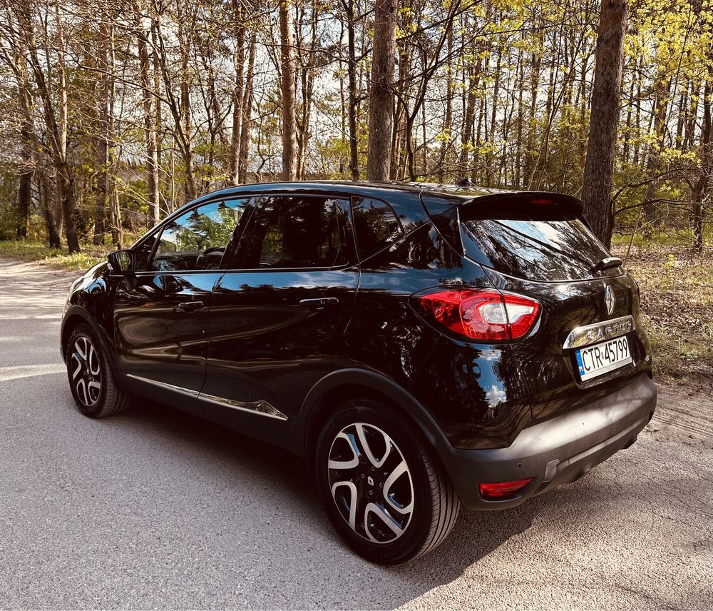 Renault Captur / Piękny / Bogato Wypos / Navi