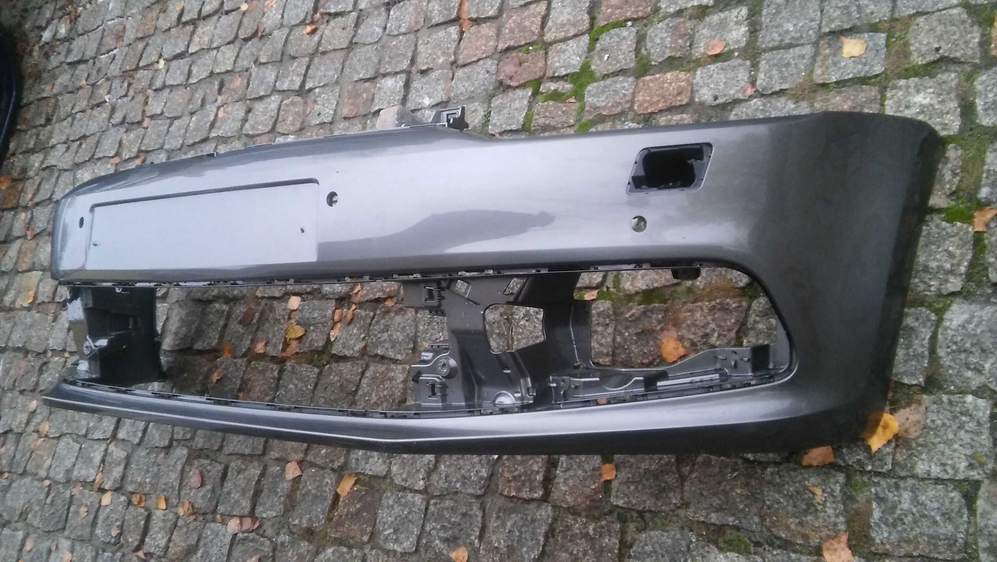 VW Polo 6C0,od 13r,zderzak przód,SZARY=LD7R,oryginał,spryski,PDCx4