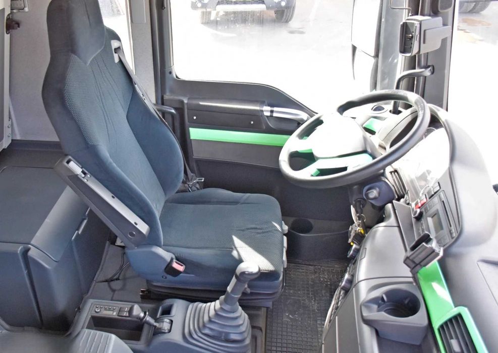 Бортовий MAN TGX 26.440 кузов 6,4м кран маніпулятор Palfinger PK 29002