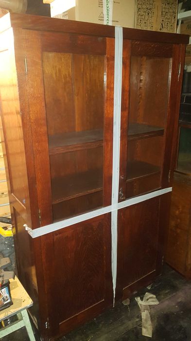 Kredens dębowy PRL przeszklony