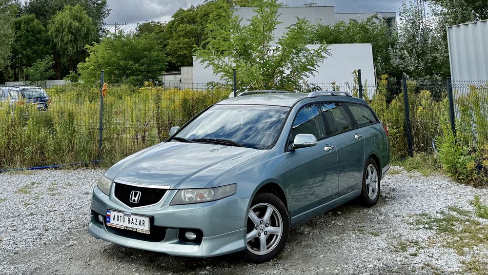 Honda Accord 2.0 > LPG > 2005 > Klima > Alufelgi > Hak > Zadbana