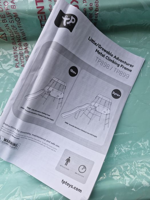 Płac zabaw zjeżdżalnia z domkiem