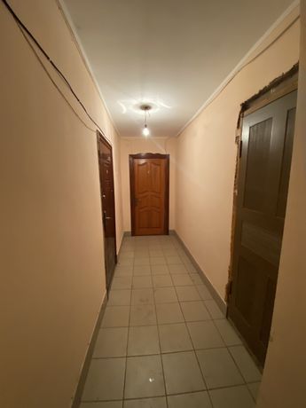 Продам 1-кім квартиру по вулиці Київська