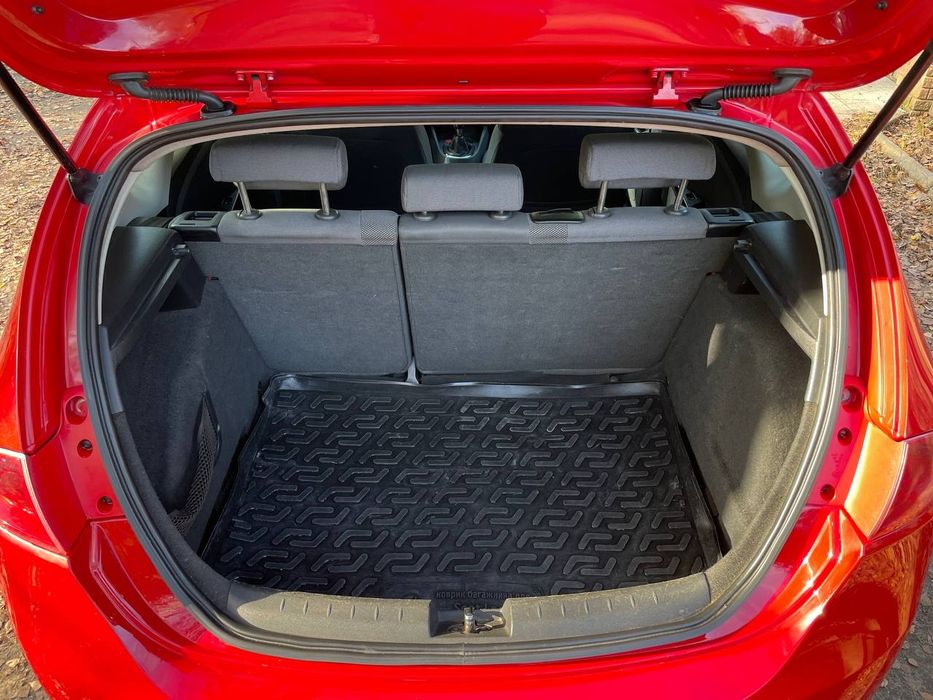 Продам seat leon 2