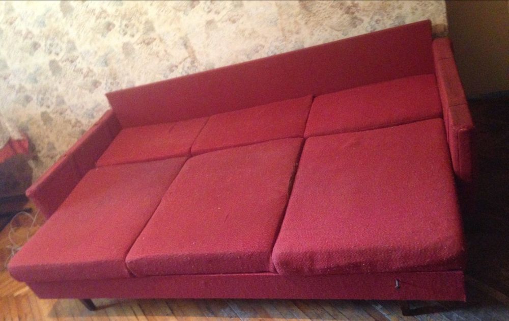 Шкаф книжный            .