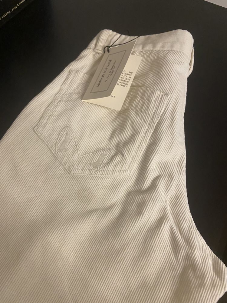 Calças bombazine brancas Maison Kitsuné novas etiqueta