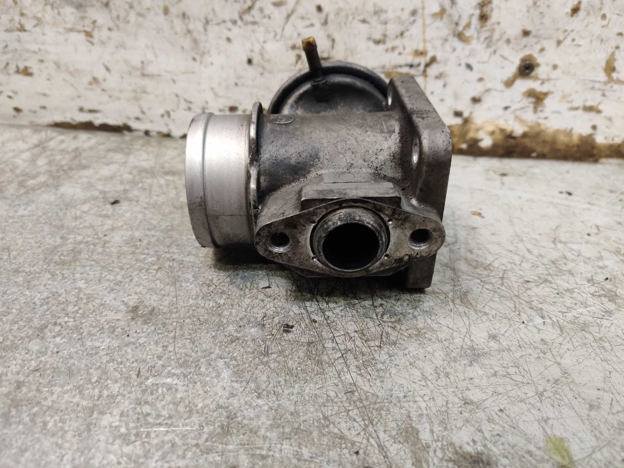 BMW E39 E34 525 TDS Zawór EGR