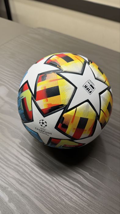 Мяч футбольный 5  фінал Лондон 2024 розмір 5 термошов