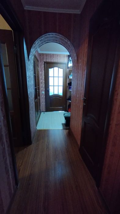 Продам трикімнатну квартиру