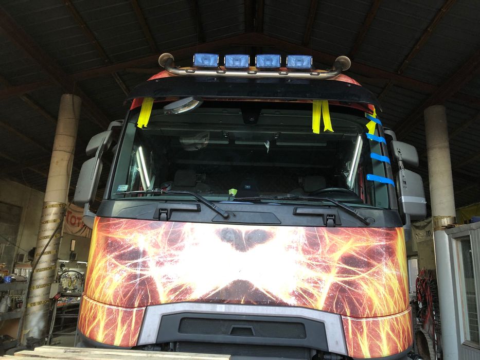 SOUGLASS Serwis Szyb Samochodowych Stacjonarna i Mobilna Wymiana.