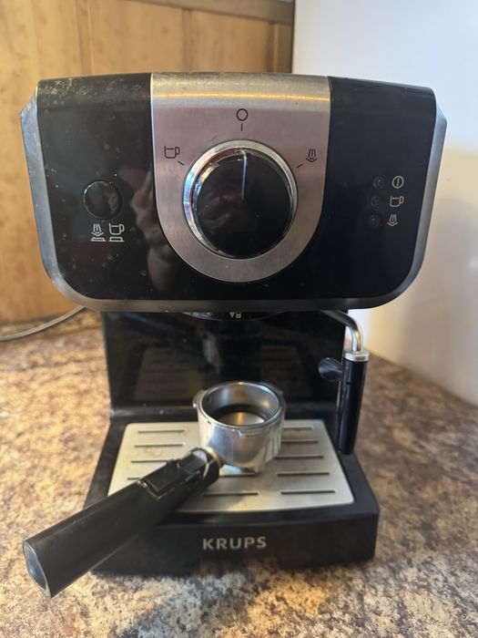 Продам кавоварку Krups