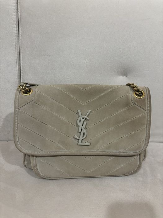 Zamszowa torebka Saint Laurent YSl Nikki
