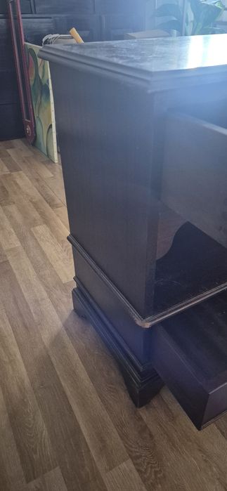 Móvel pequeno usado