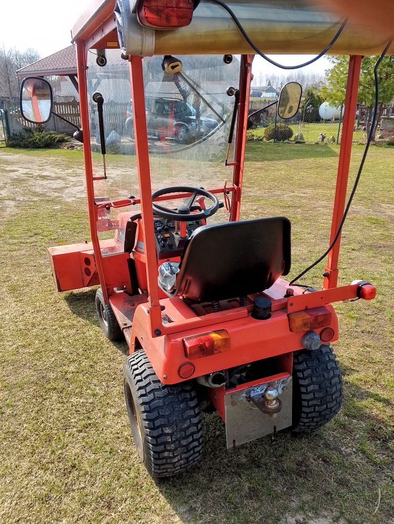 Traktor guttbrot zamniatarka
