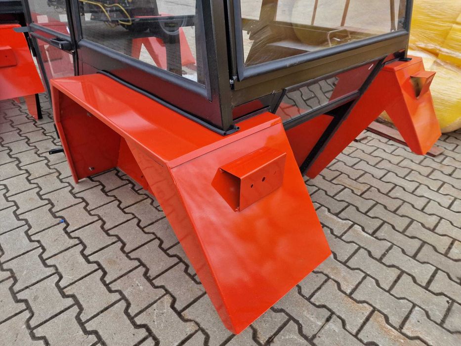 Kabina do C330/C360 z błotnikami