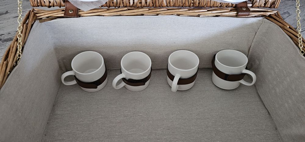 Kosz piknikowy wiklinowy duży 4 osobowy