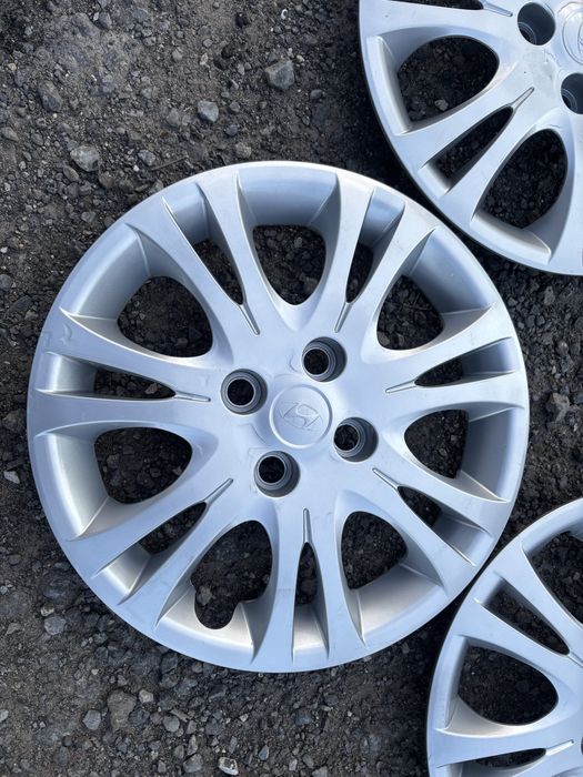 oryginlane kołpaki Hyundai 15”