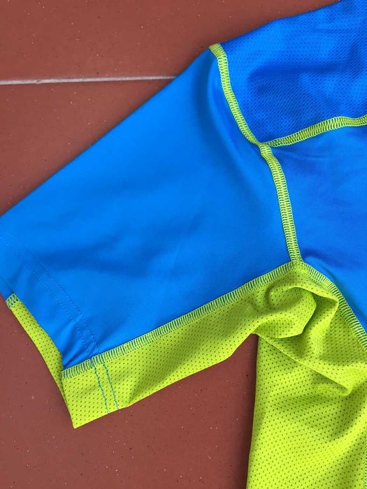 T-Shirt ginástica --- NIKE PRO COMBAT Dri-Fit -- Tam. M