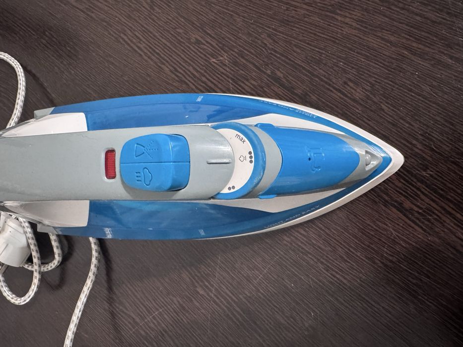 Продається праска Russell Hobbs