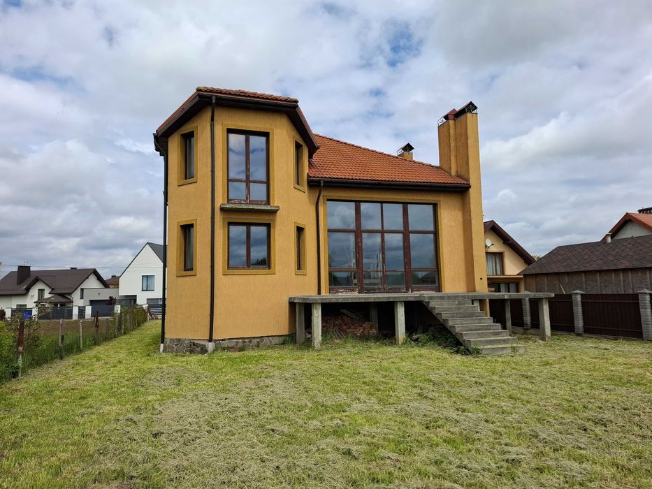 Продаж сучасного будинку, с.Сокільники вул. Хмельницького Б