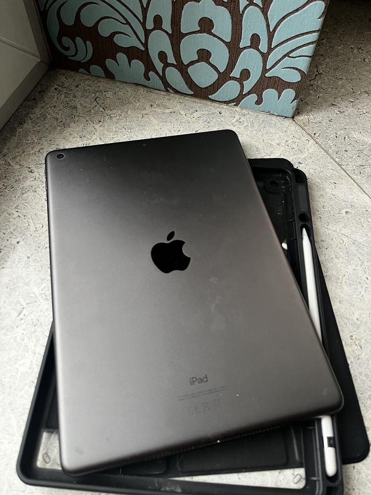 iPad 8 gen 32gb pamieci